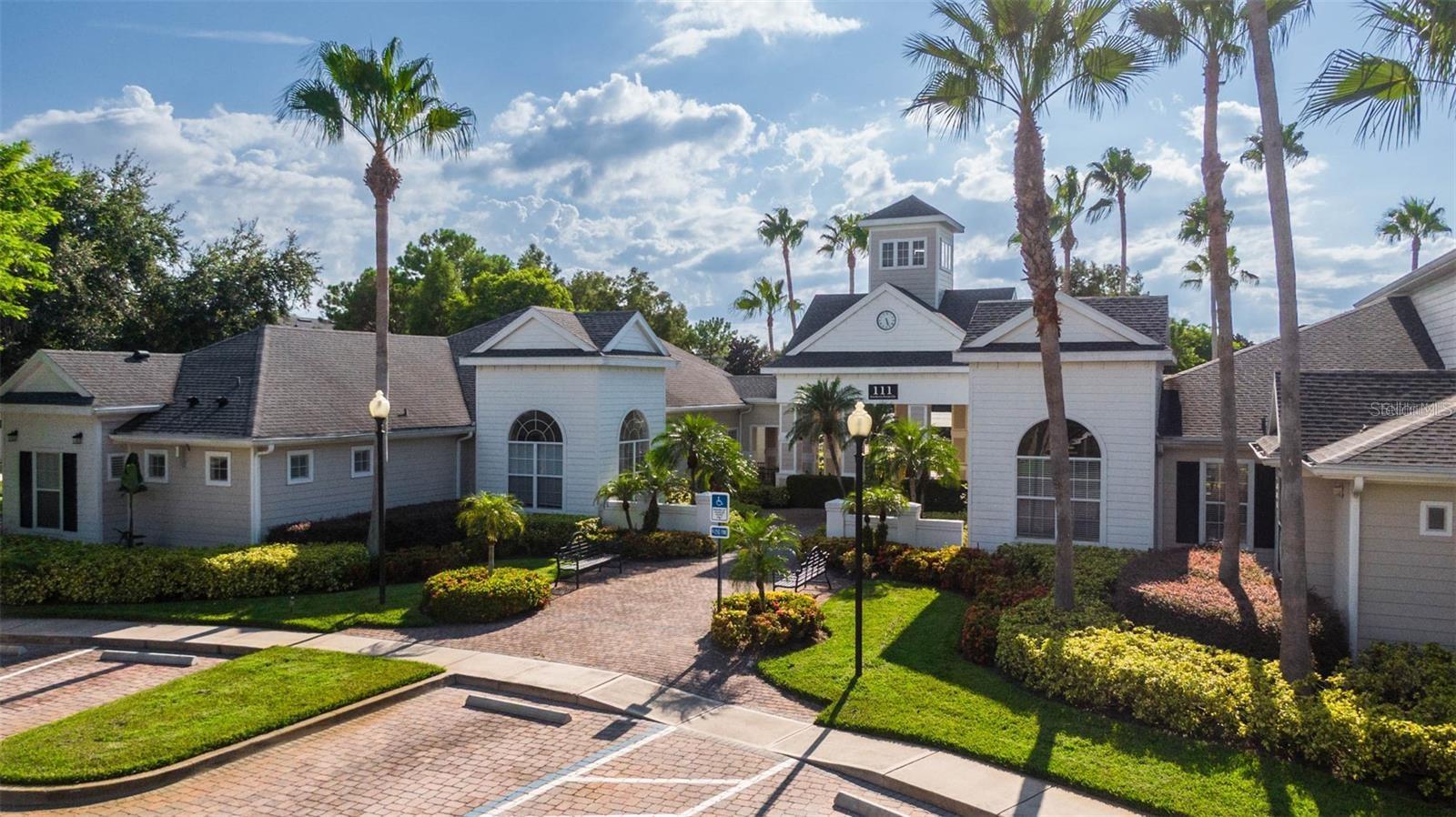 303 Southern P Circle, FL