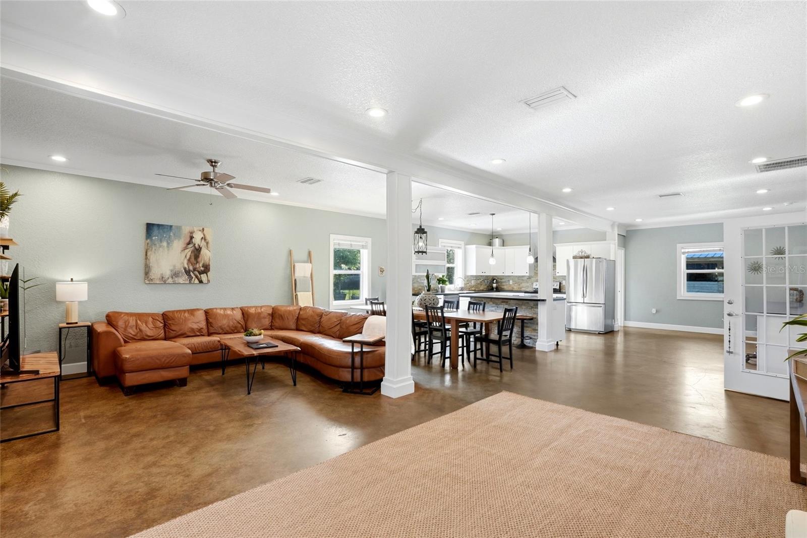123 Wiggins Road, FL