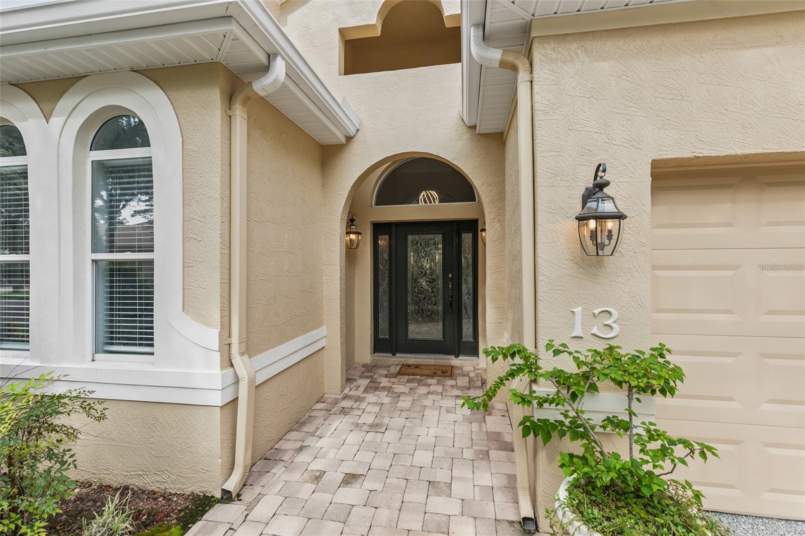 13 Village View Drive, FL