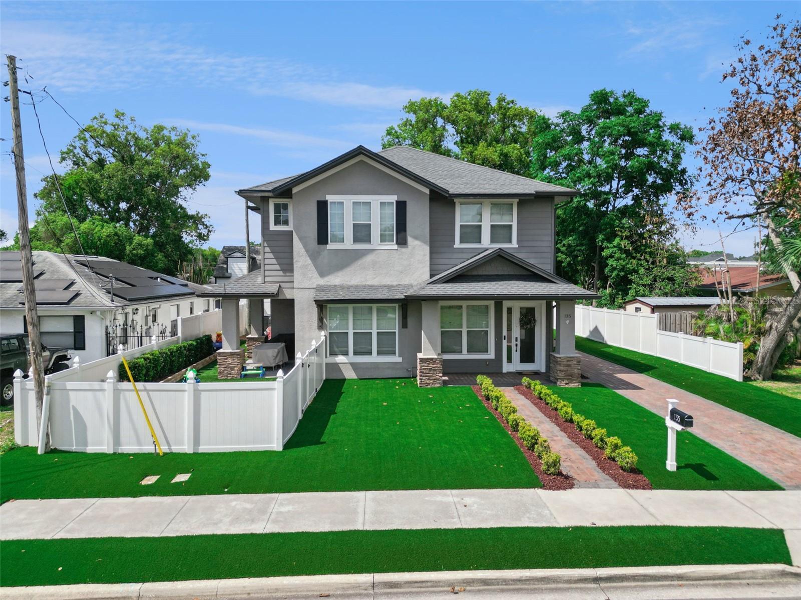 135 Crystal Lake Street, FL