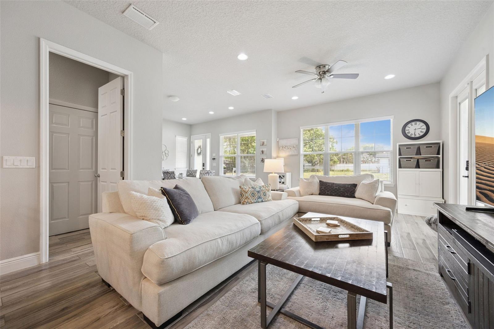 135 Crystal Lake Street, FL