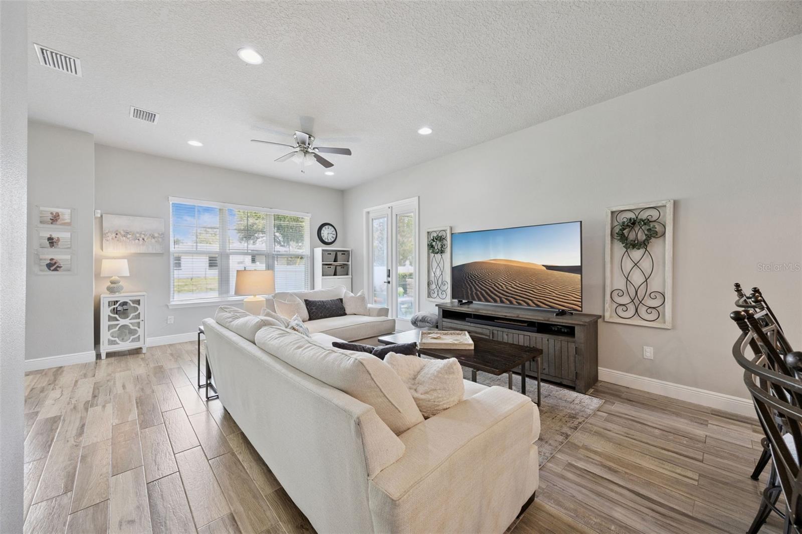 135 Crystal Lake Street, FL