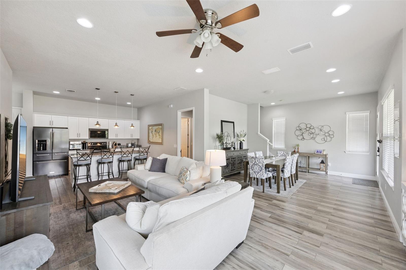 135 Crystal Lake Street, FL