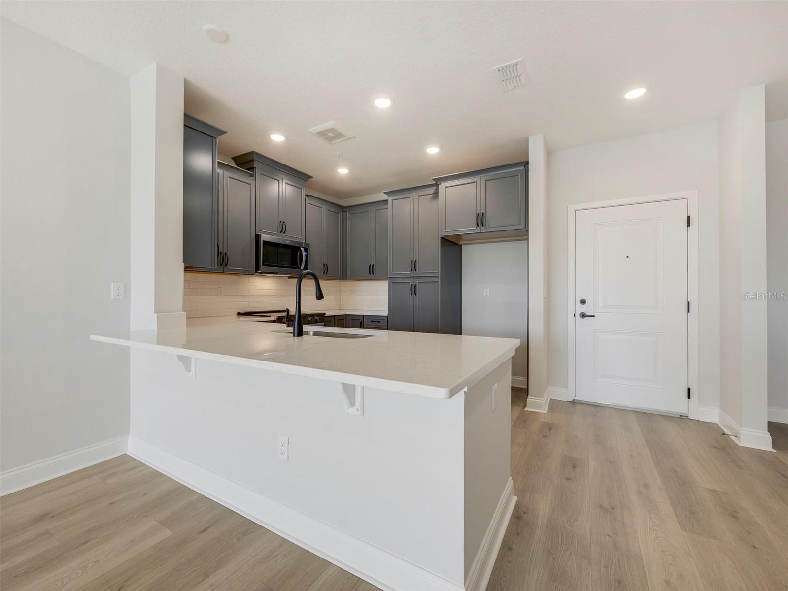 7545 Laureate Boulevard, FL