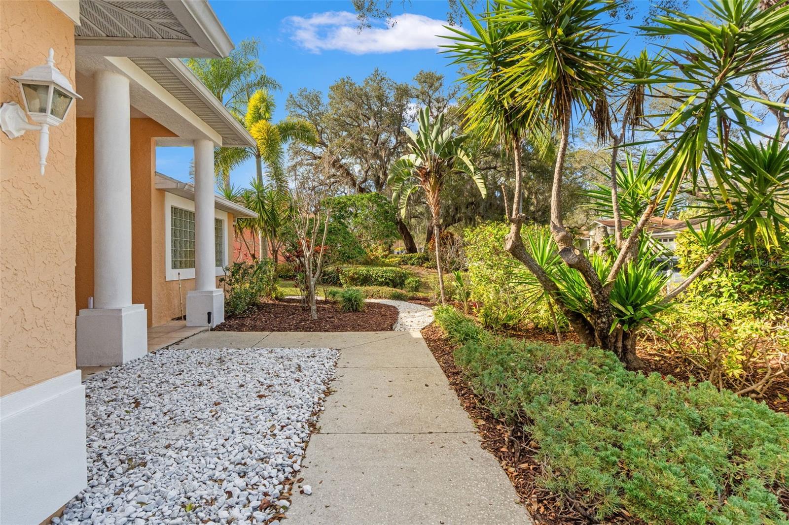 958 Ridgewood Terrace, FL
