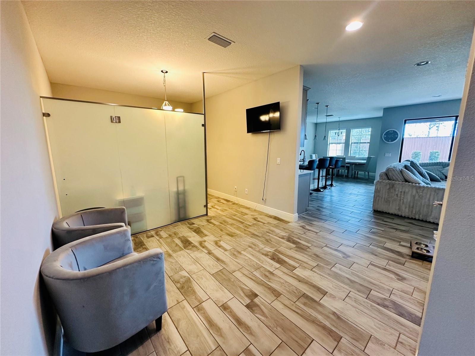 12990 Burns Drive, FL