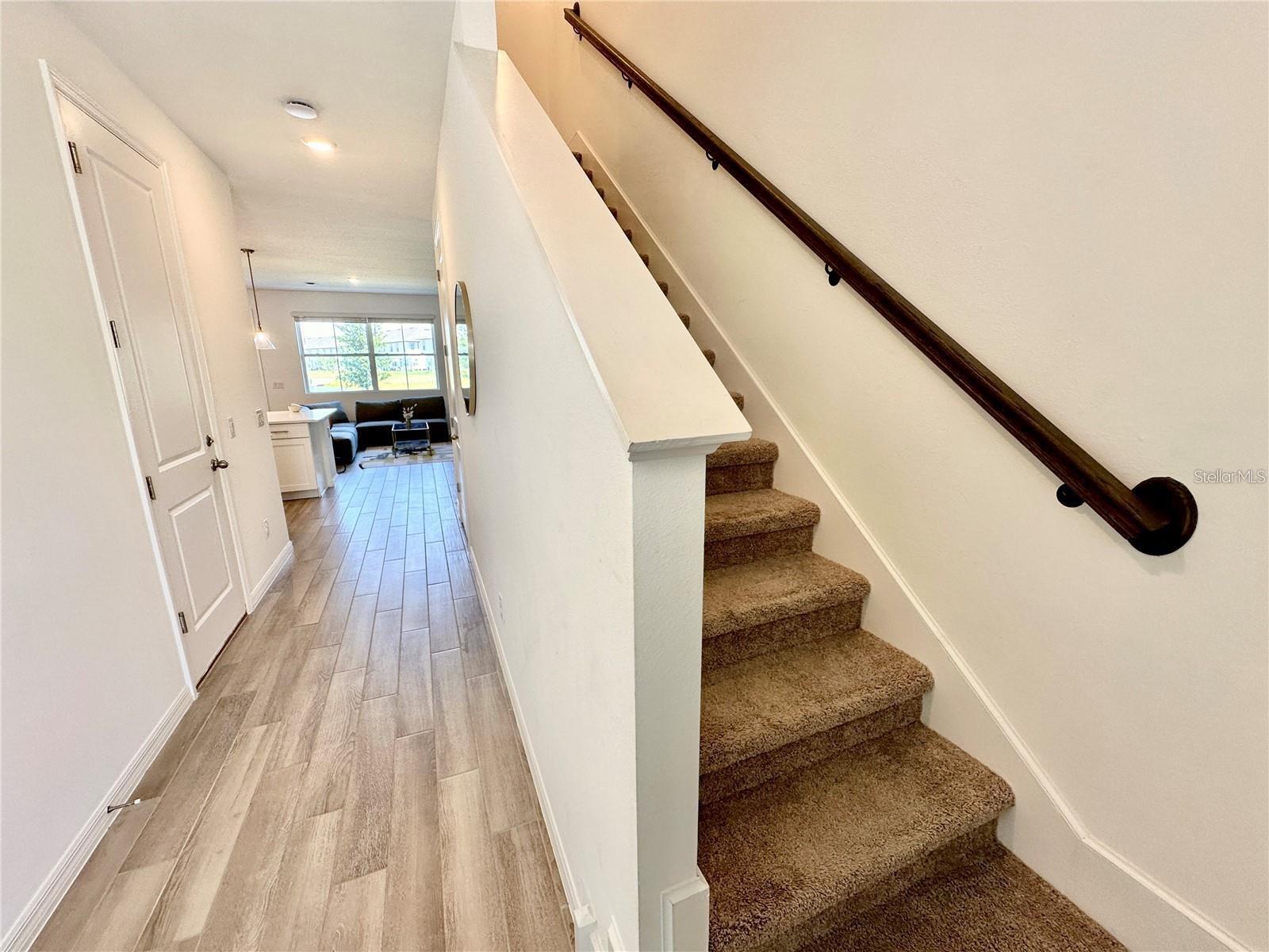 1047 Plantation Lane, FL