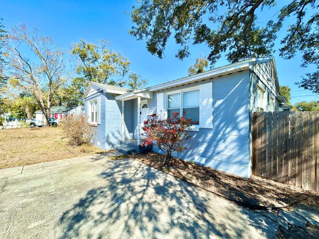 2720 Edwards Avenue, FL