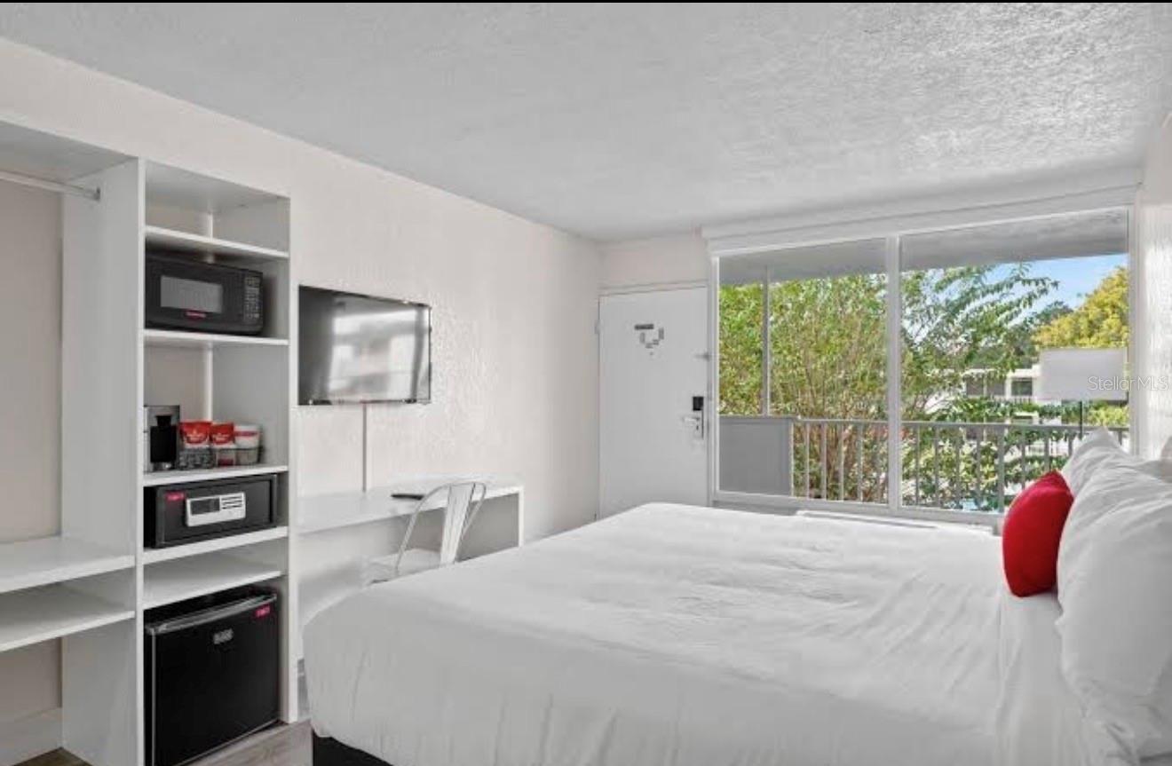 2930 Polynesian Isle, FL
