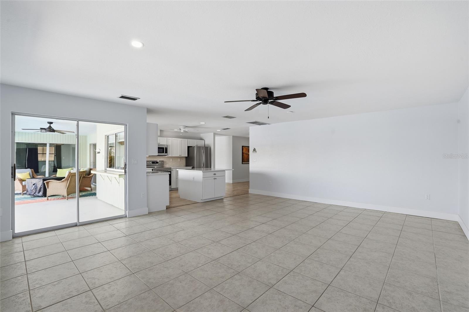 405 Tower Drive, FL