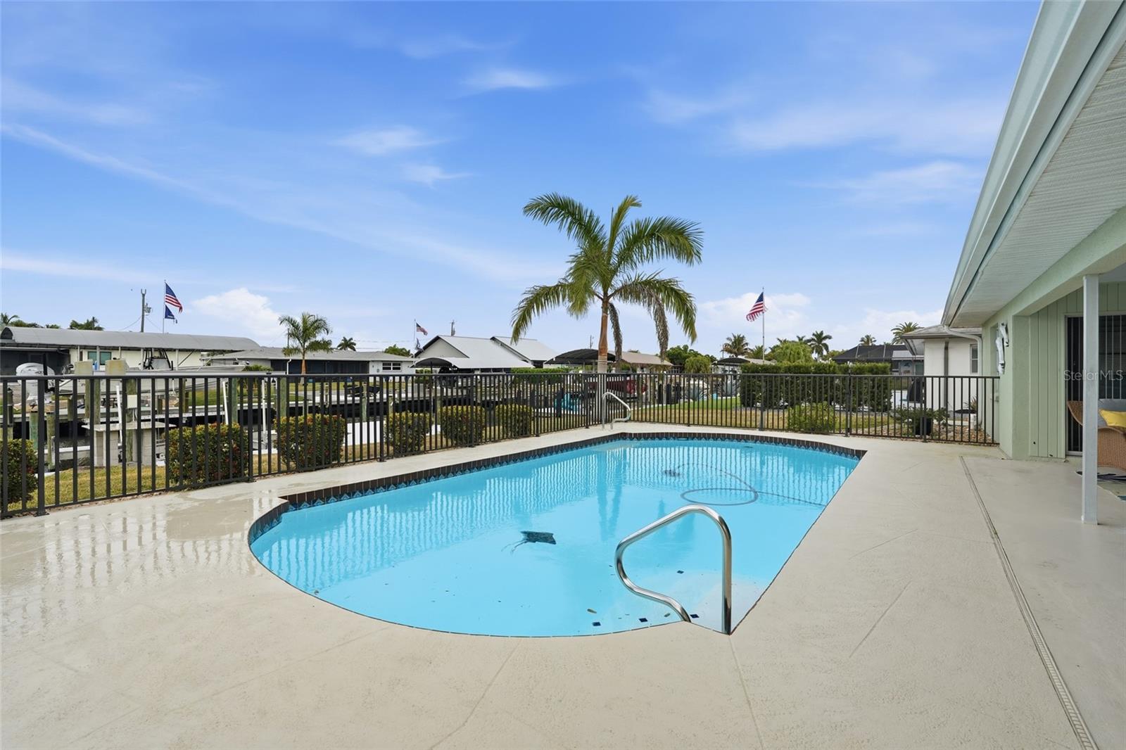 405 Tower Drive, FL