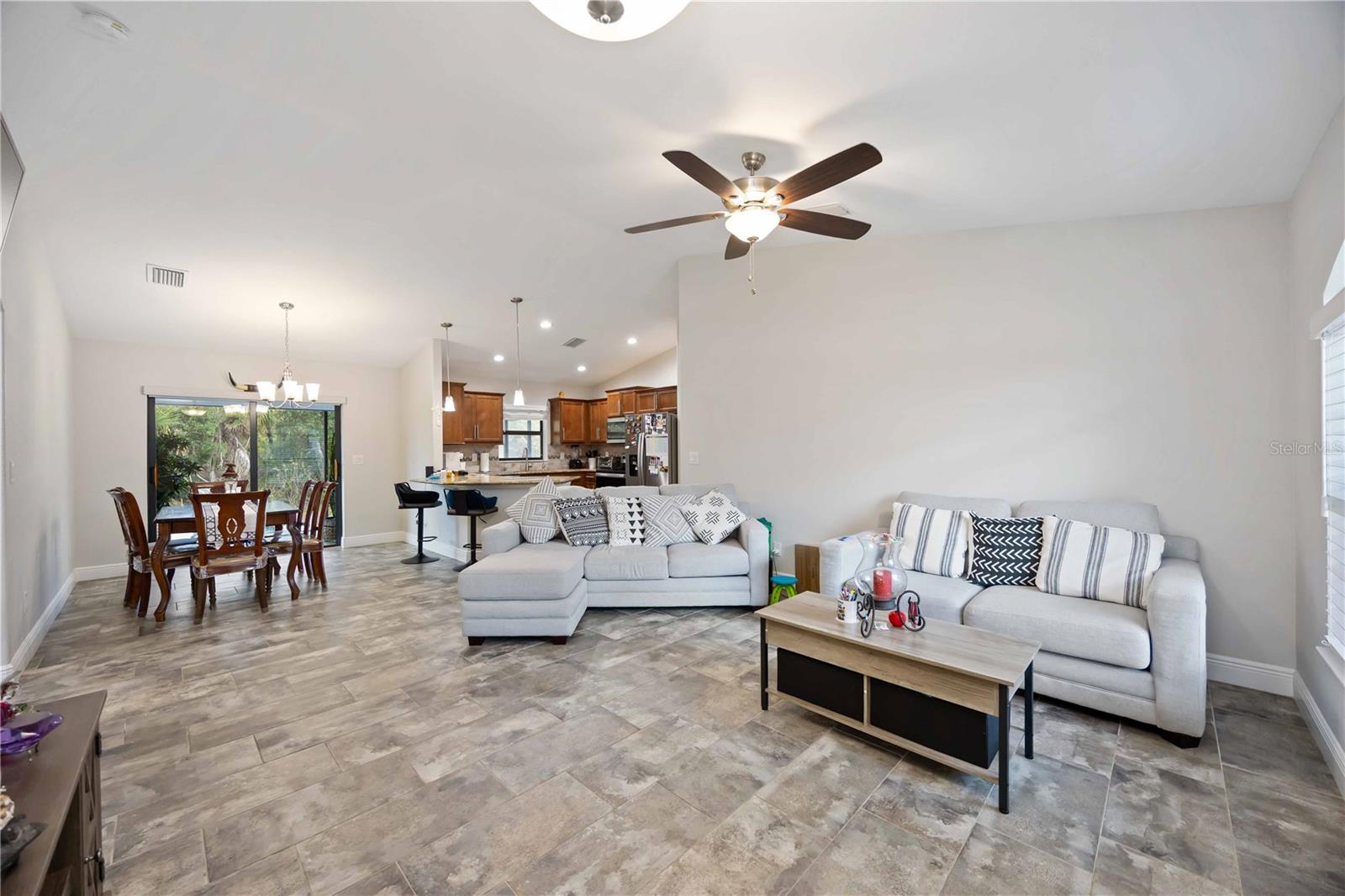 1400 Nordendale Boulevard, FL
