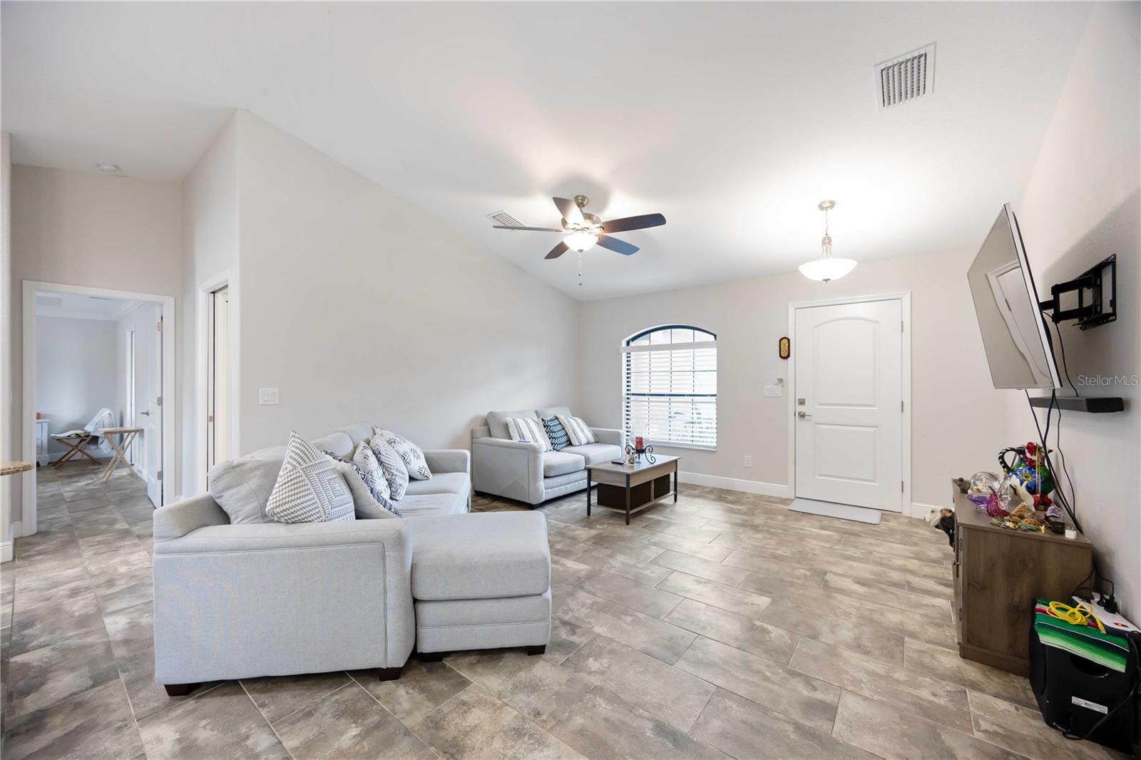 1400 Nordendale Boulevard, FL
