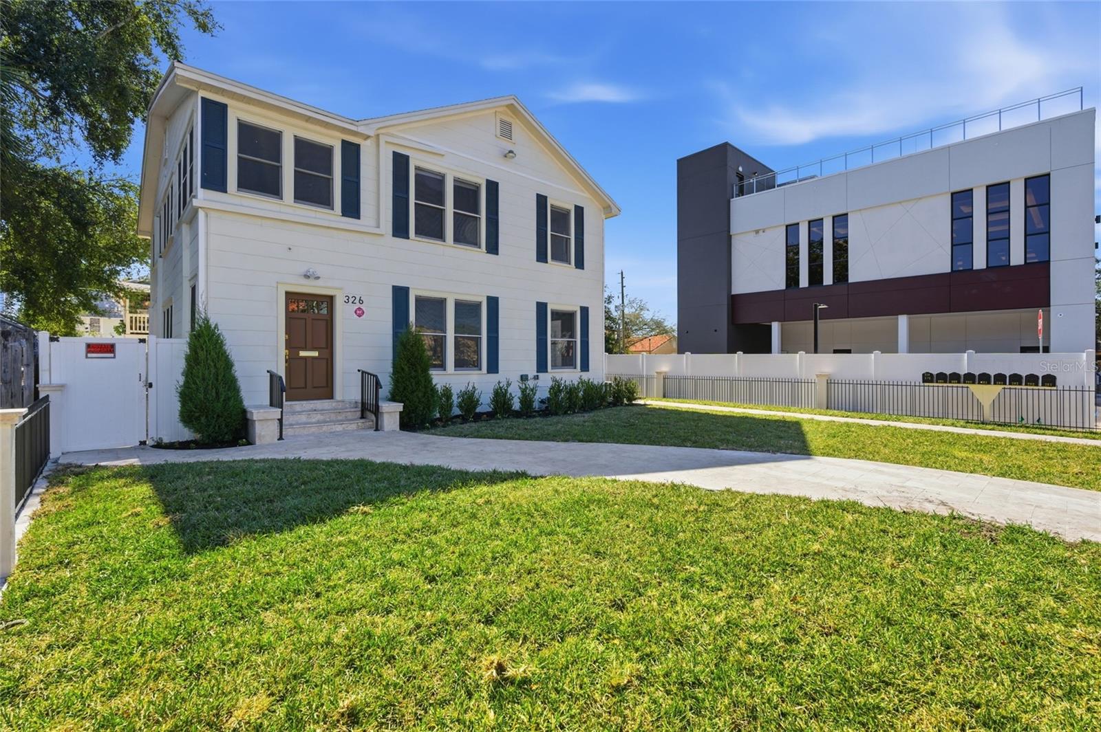326 6th Avenue, FL