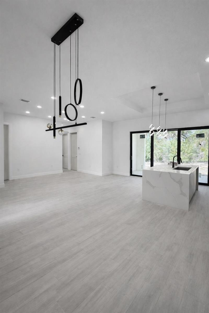 1105 Cornelius Boulevard, FL