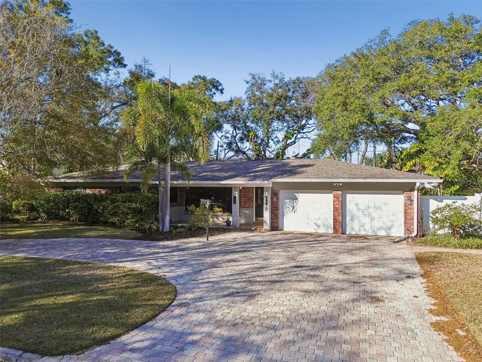 4633 Longfellow Avenue, FL