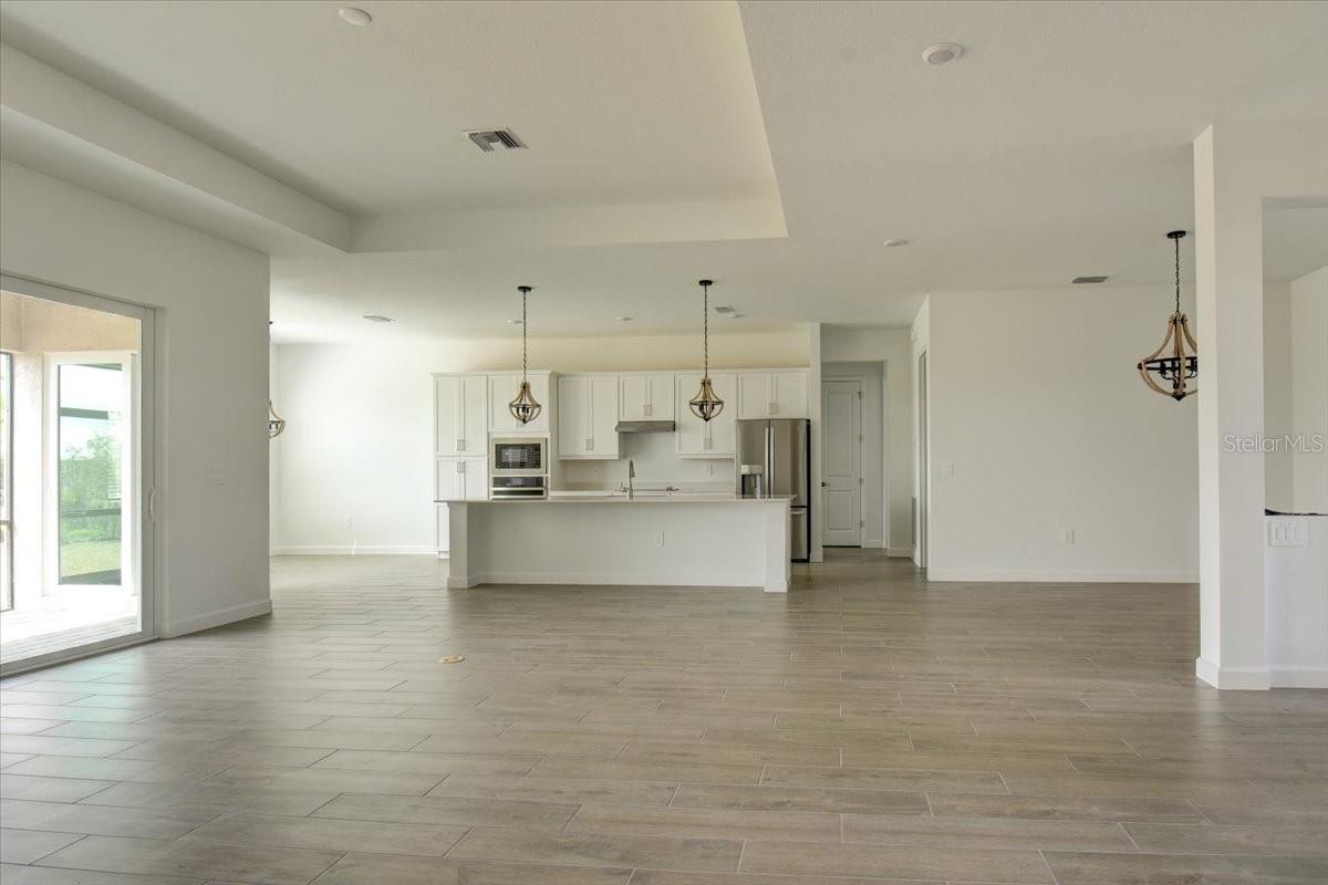 7796 Lakes Edge Lane, FL
