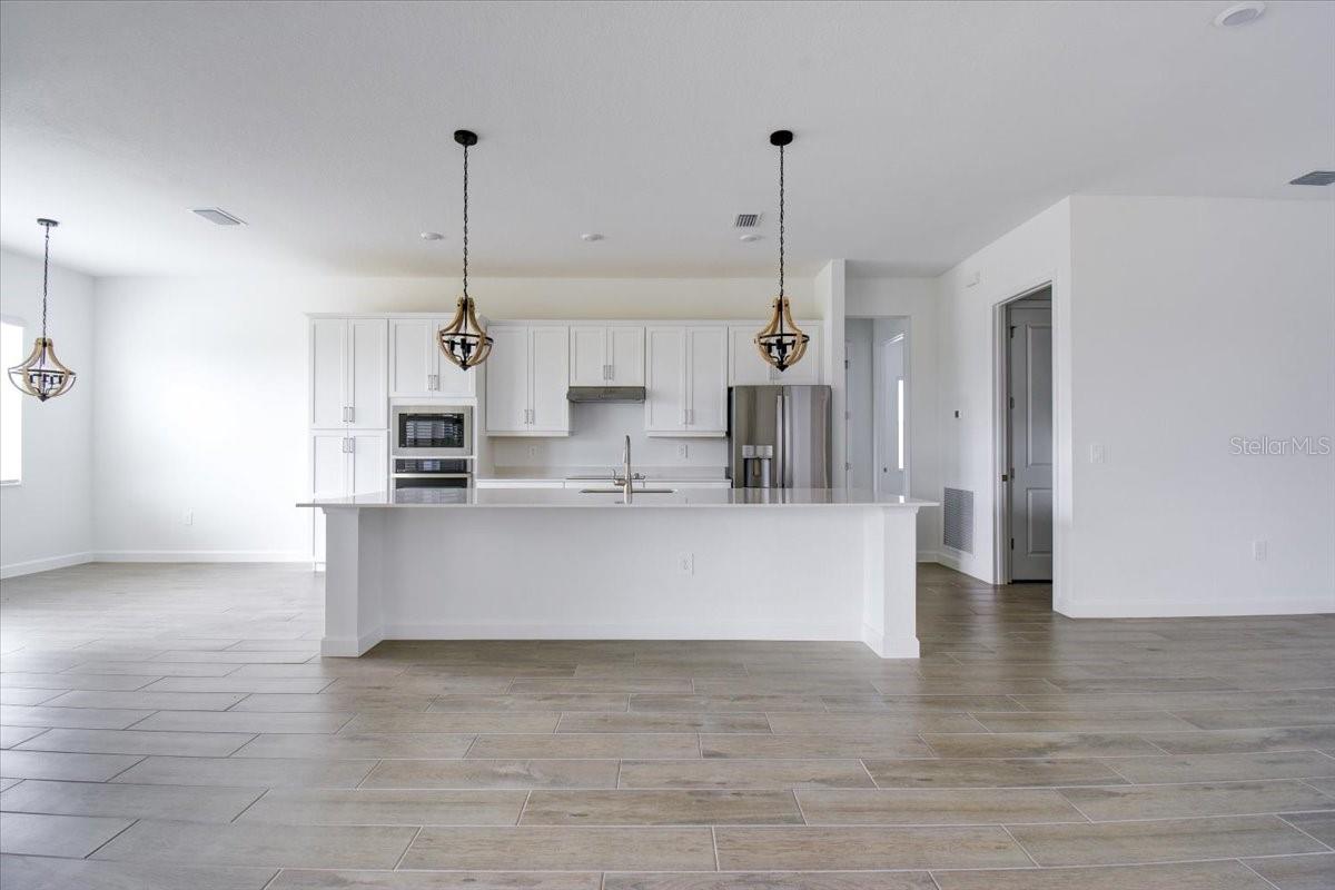 7796 Lakes Edge Lane, FL