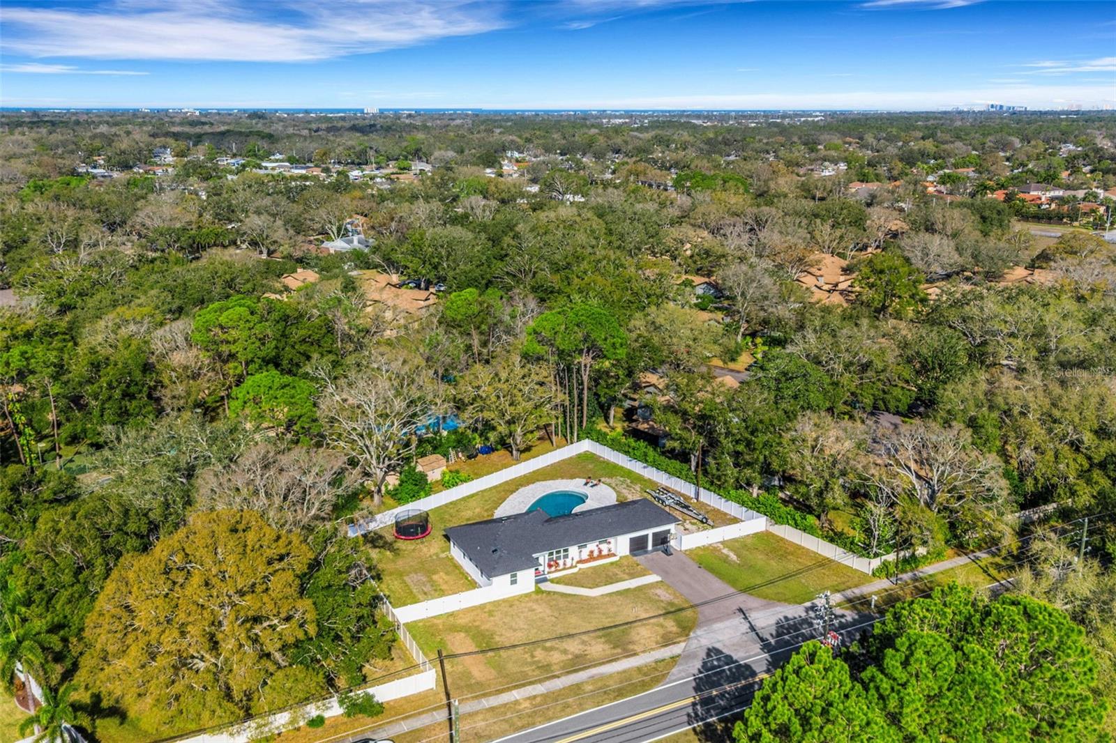 10016 Ridge Rd, FL