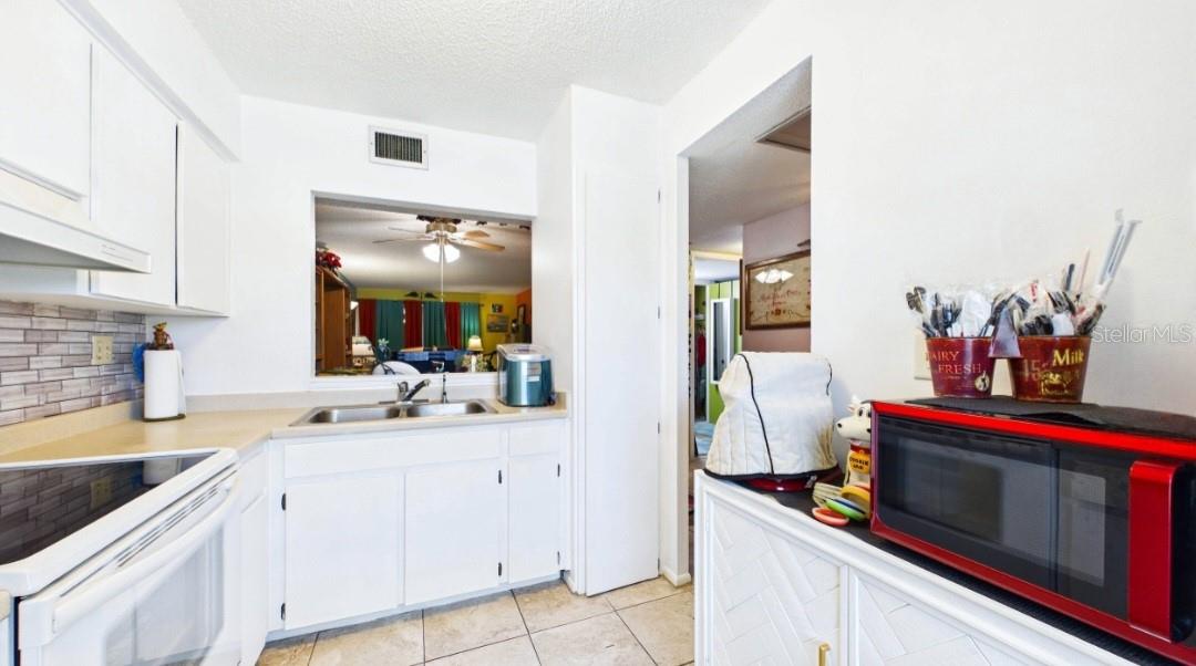 11117 Pembridge Court, FL