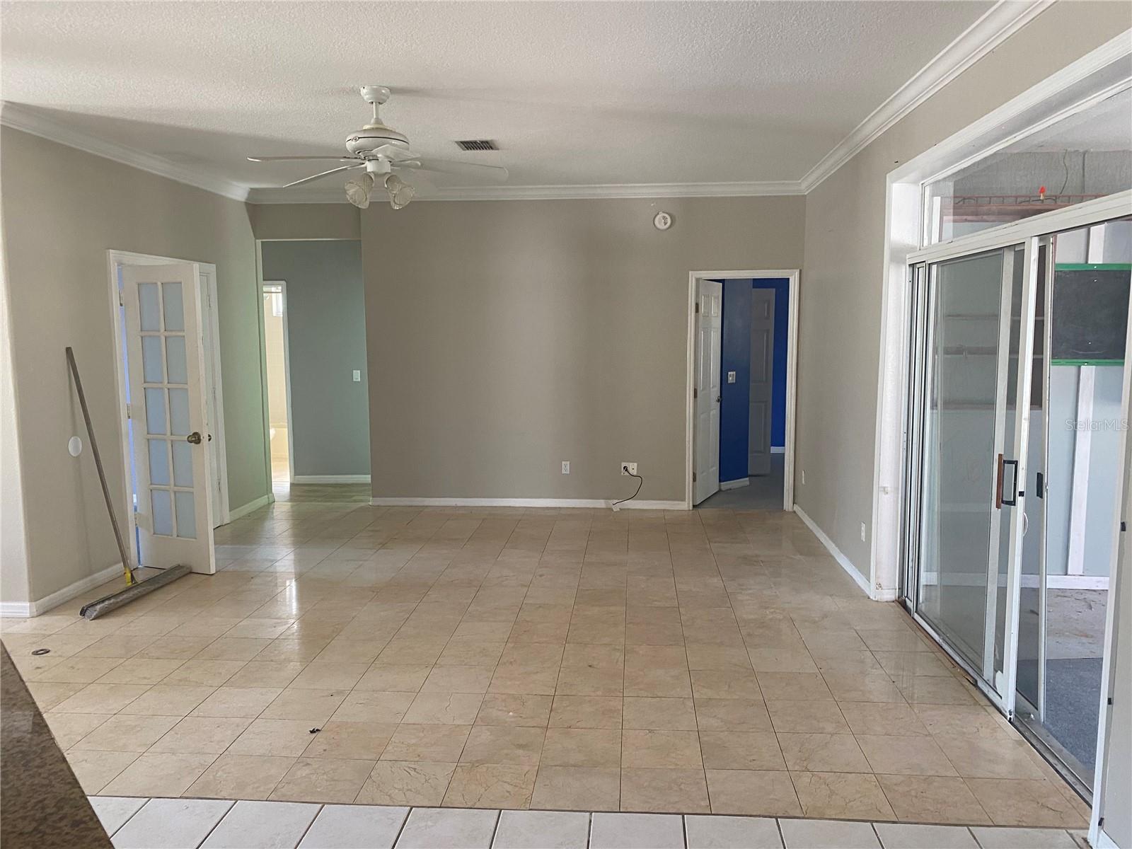 2908 Eldiente Way, FL