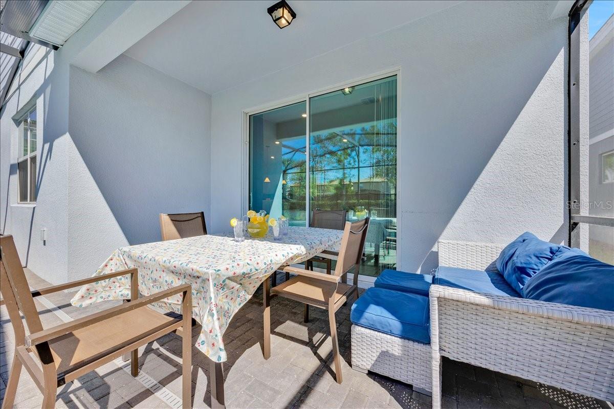 7387 Oakmoss Loop, FL