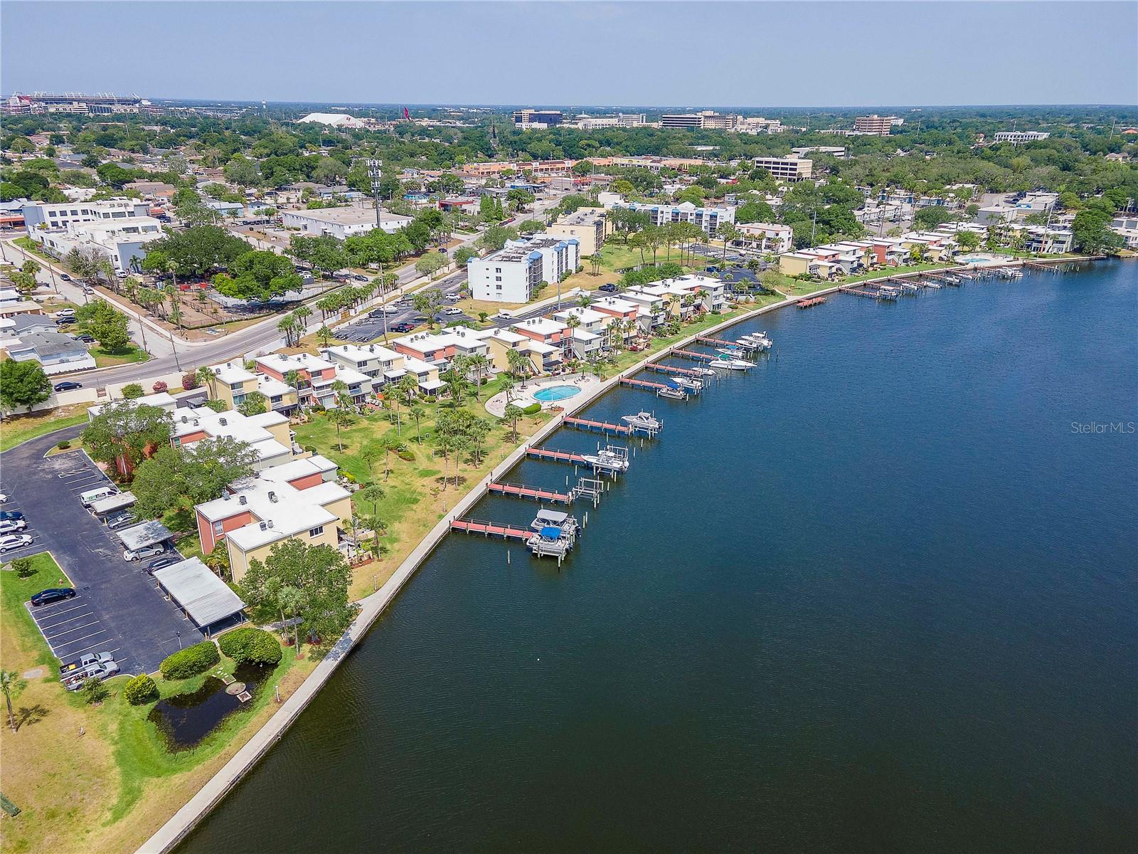 2424 Tampa Bay Boulevard, FL
