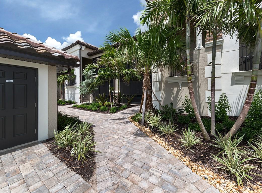 5548 Palmer Circle, FL
