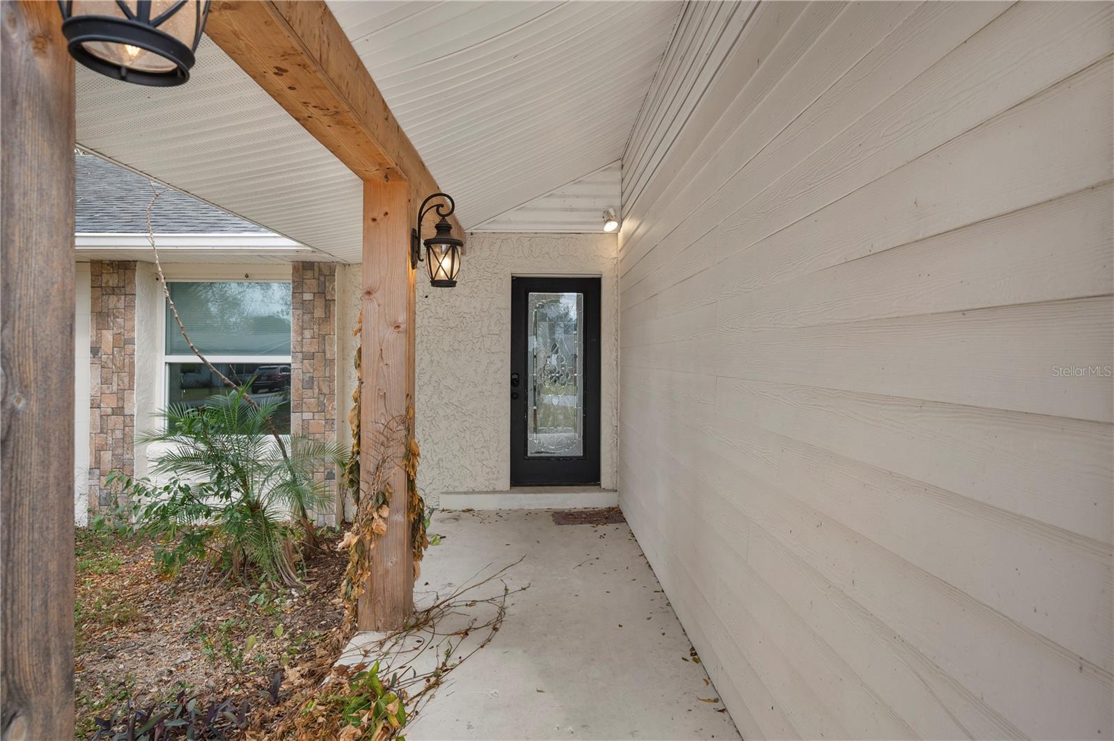 132 Alachua Drive, FL
