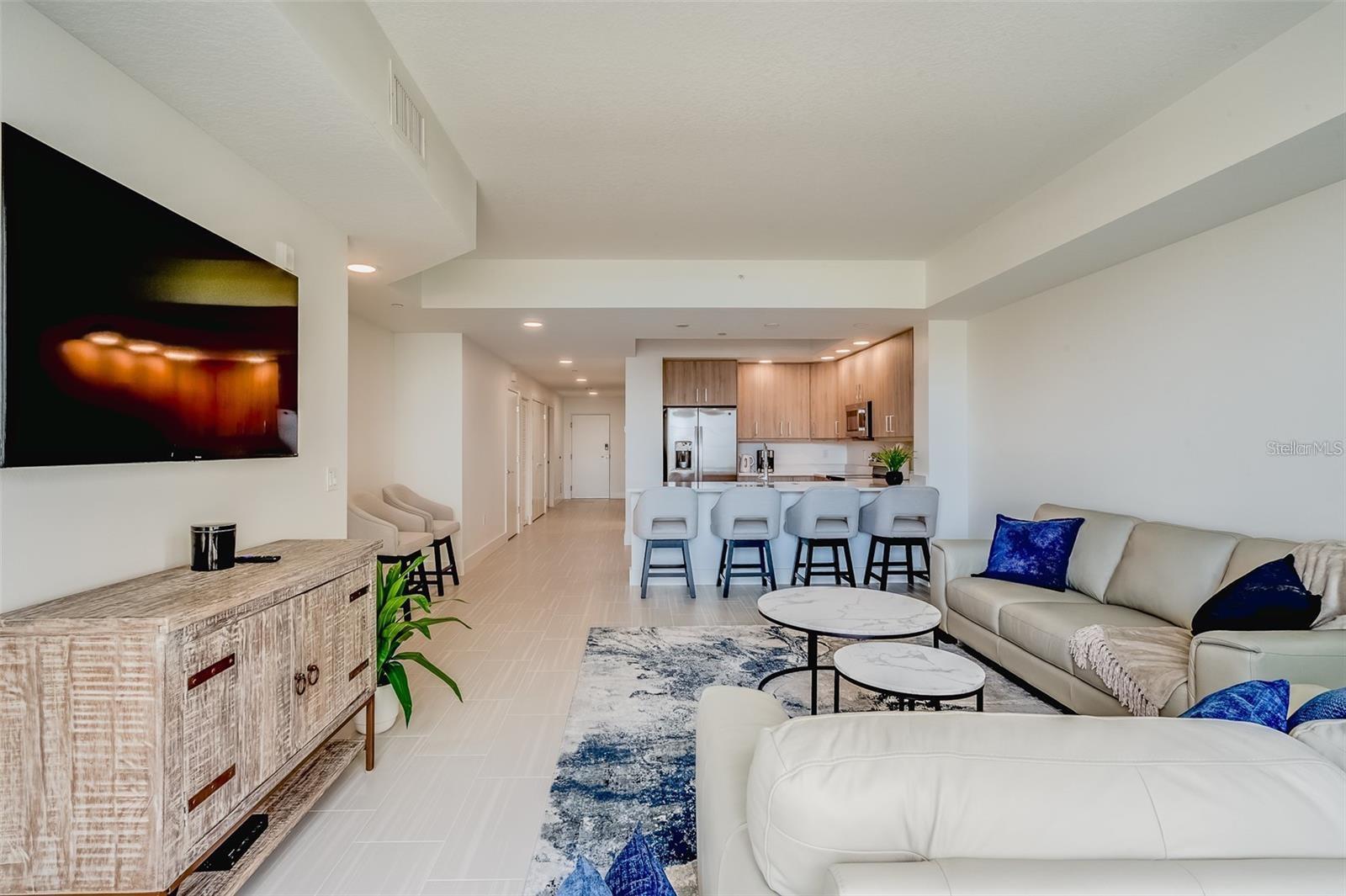 415 Island Way, FL