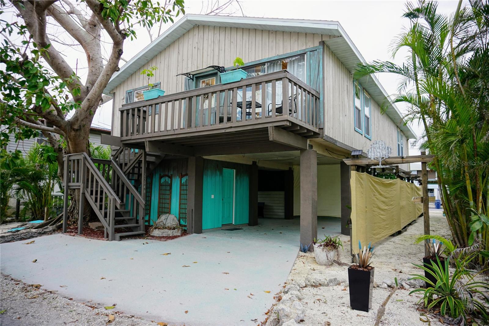2504 Avenue B, FL