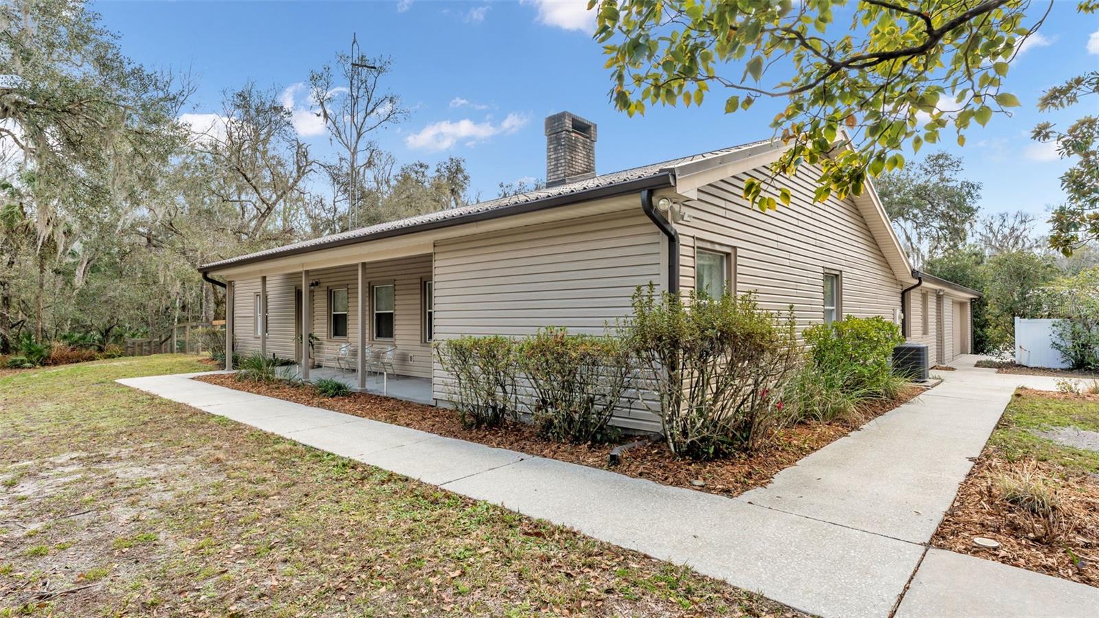 6400 Forestwood Drive, FL