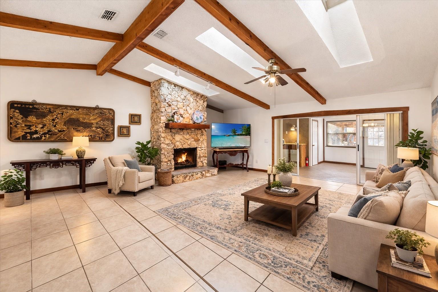 1534 Perez, FL