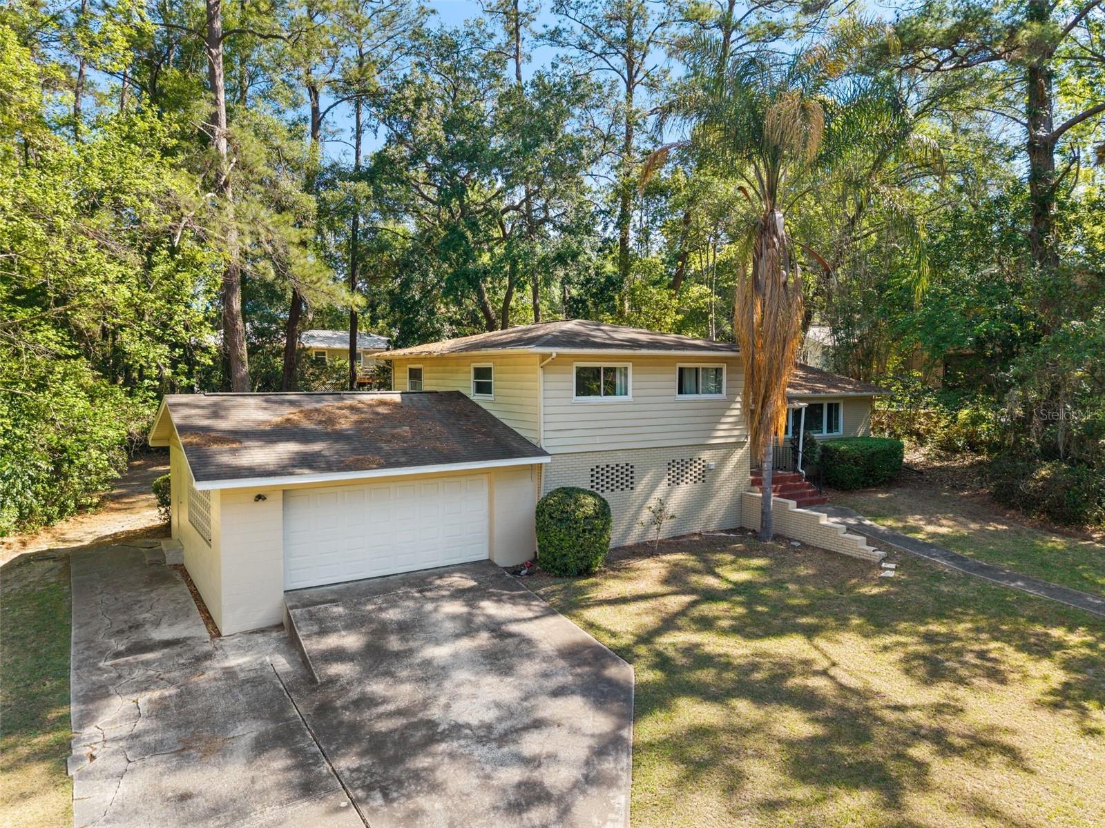 2910 1st Avenue, FL