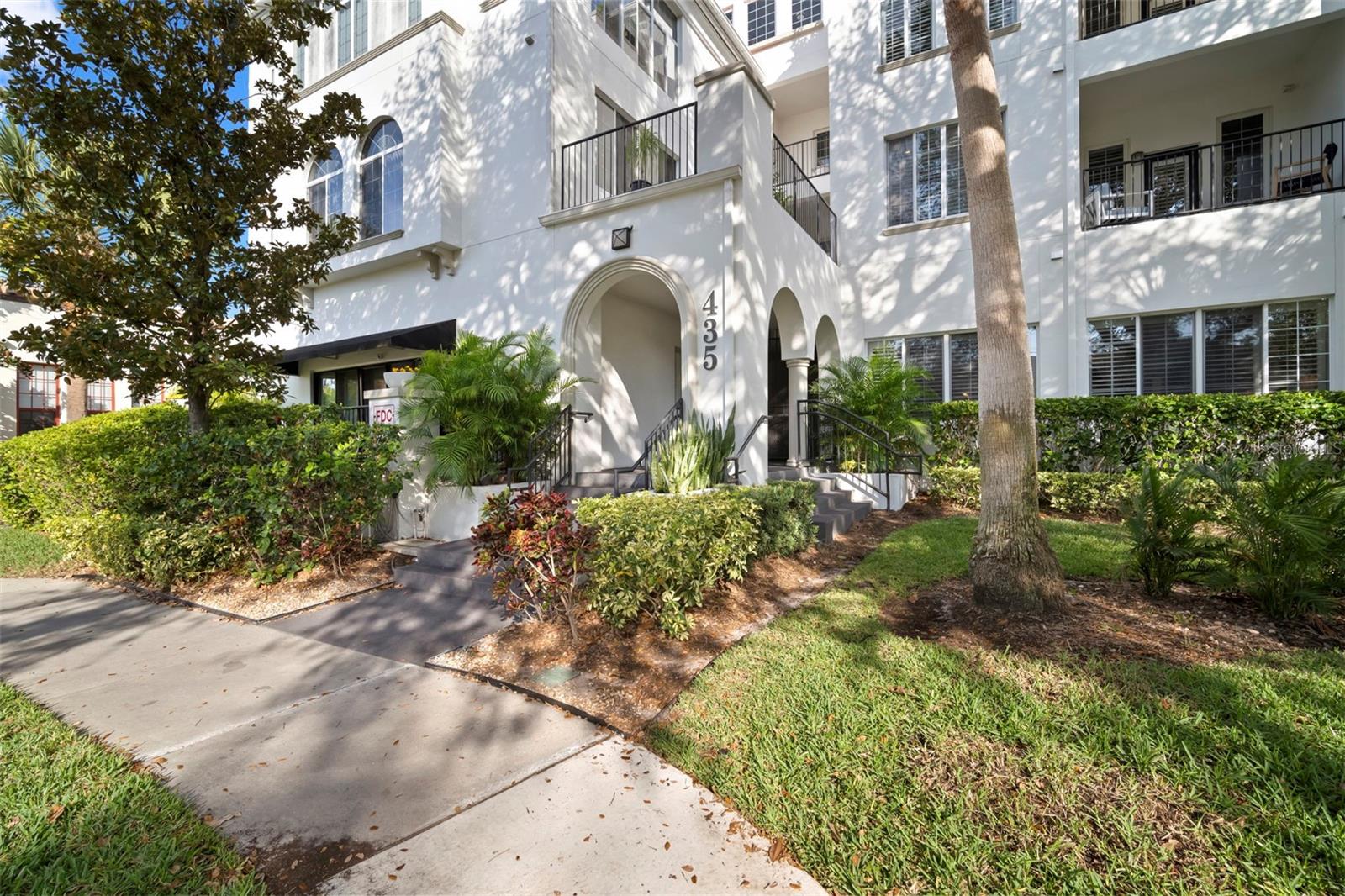 435 Oregon Avenue, FL