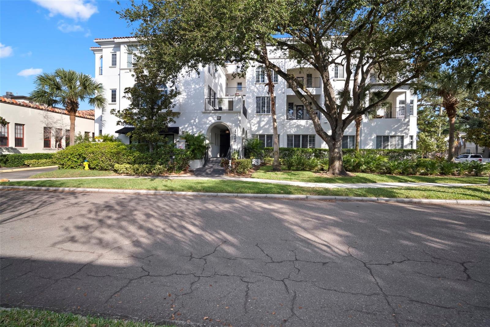 435 Oregon Avenue, FL