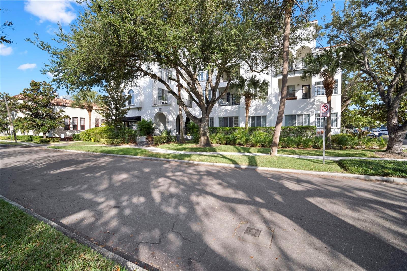 435 Oregon Avenue, FL