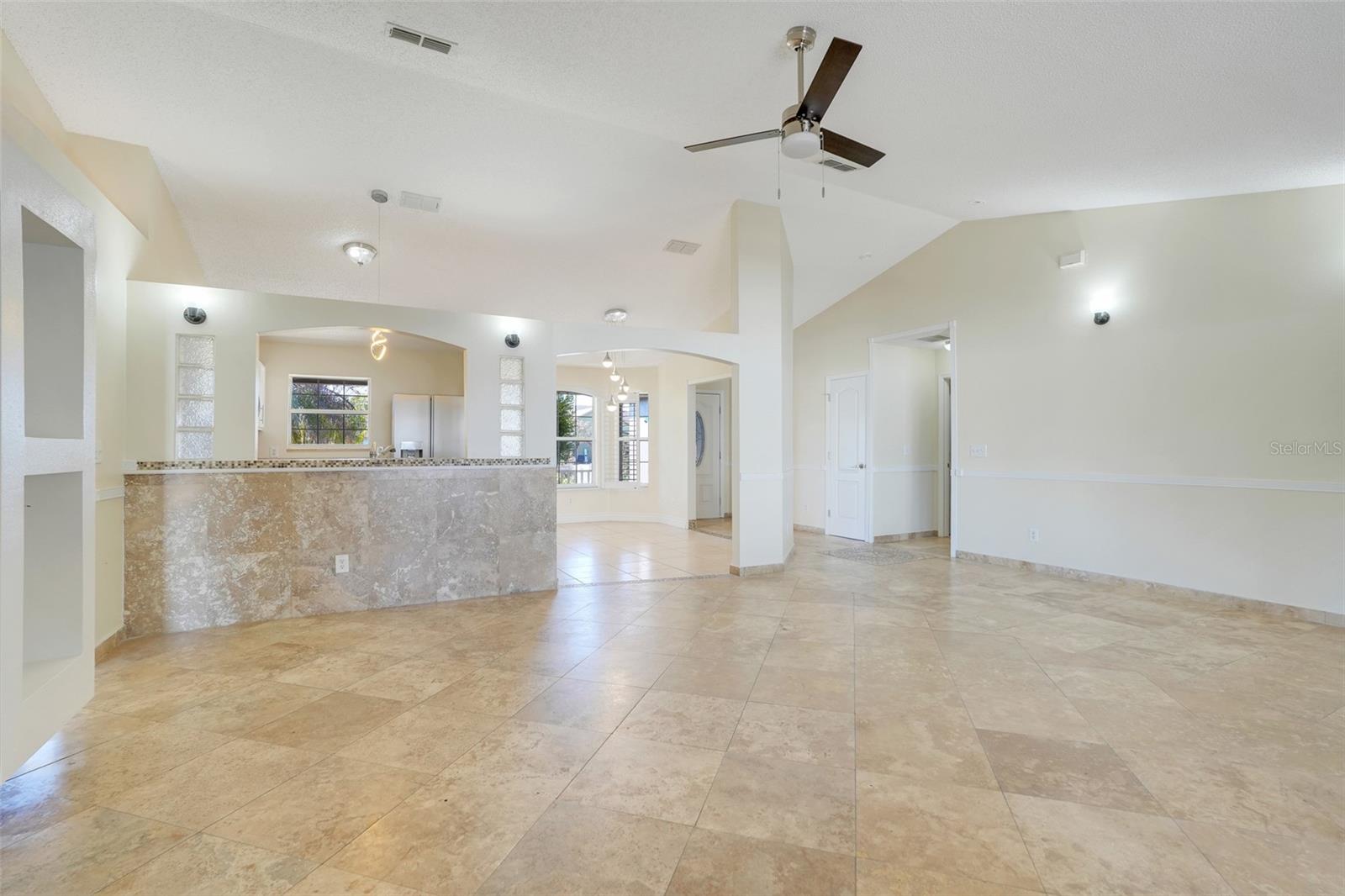 617 Parakeet Court, FL