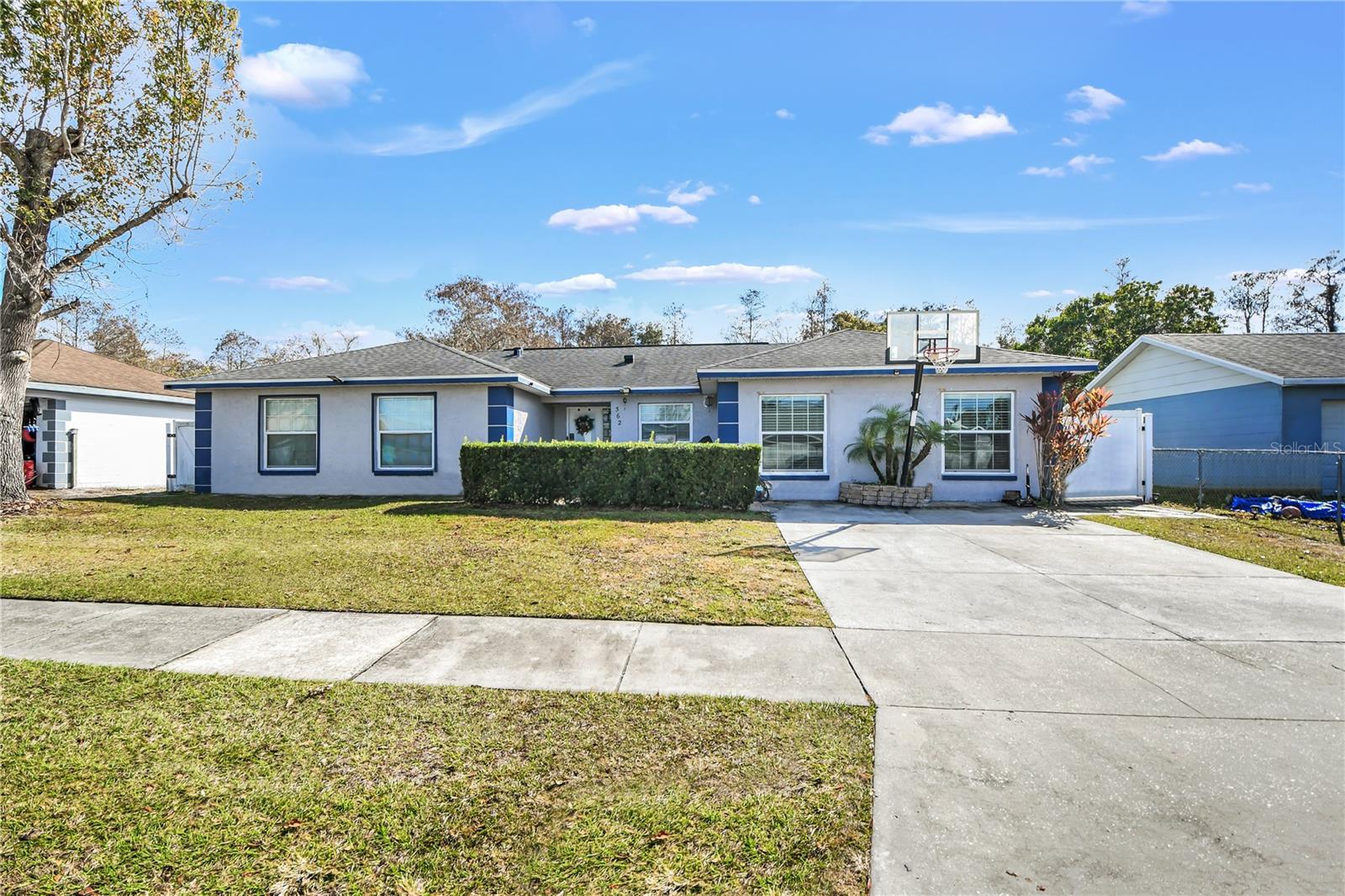 362 Iowa Woods Circle, FL