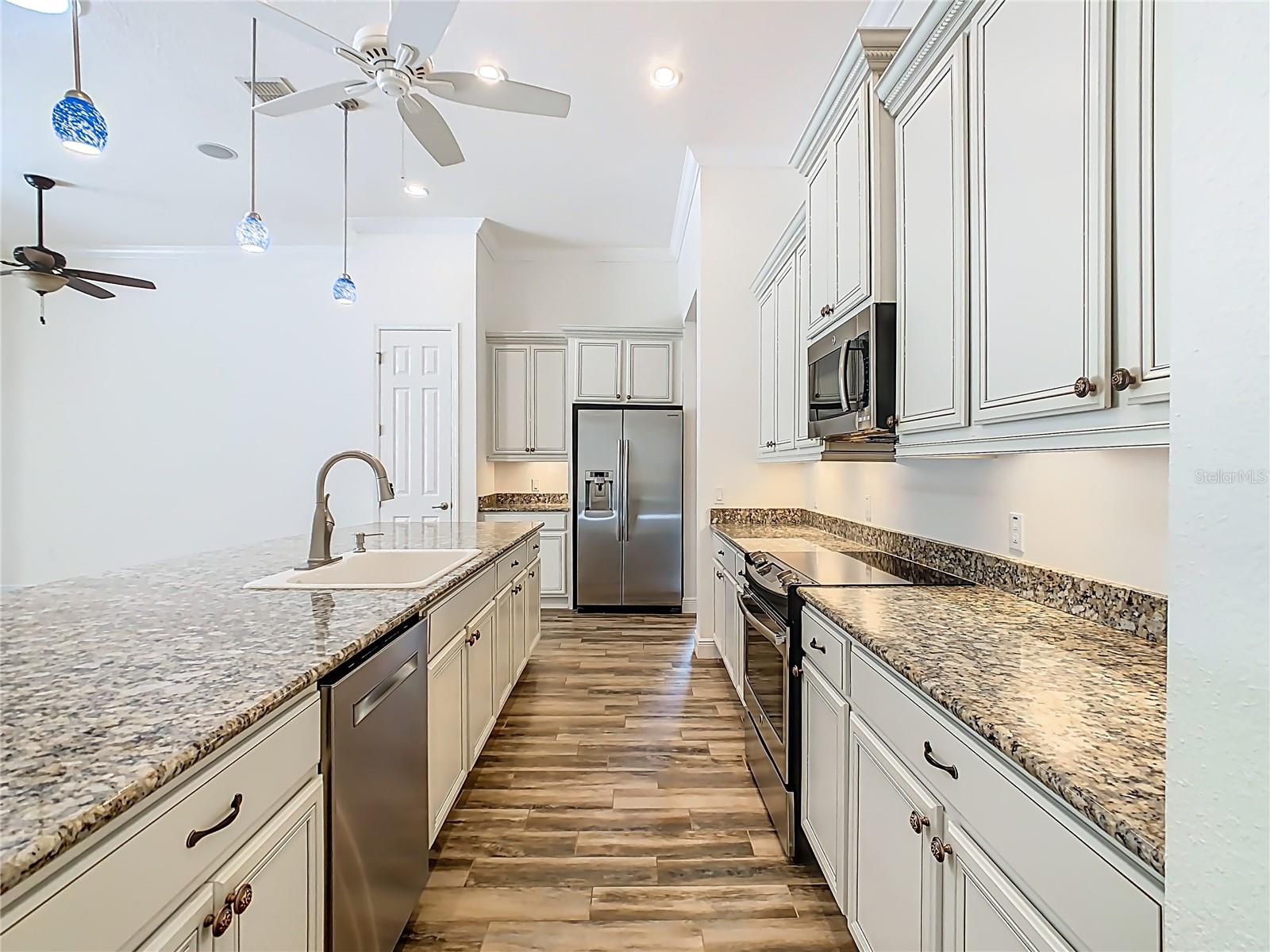 899 Bella Viana Road, FL