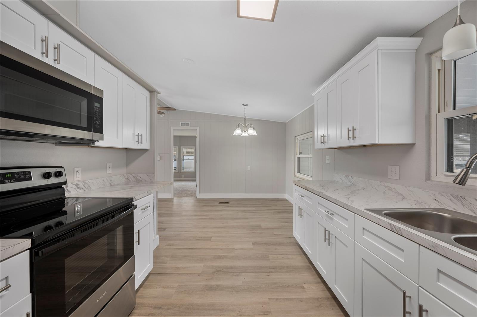 2055 Floral Avenue, FL