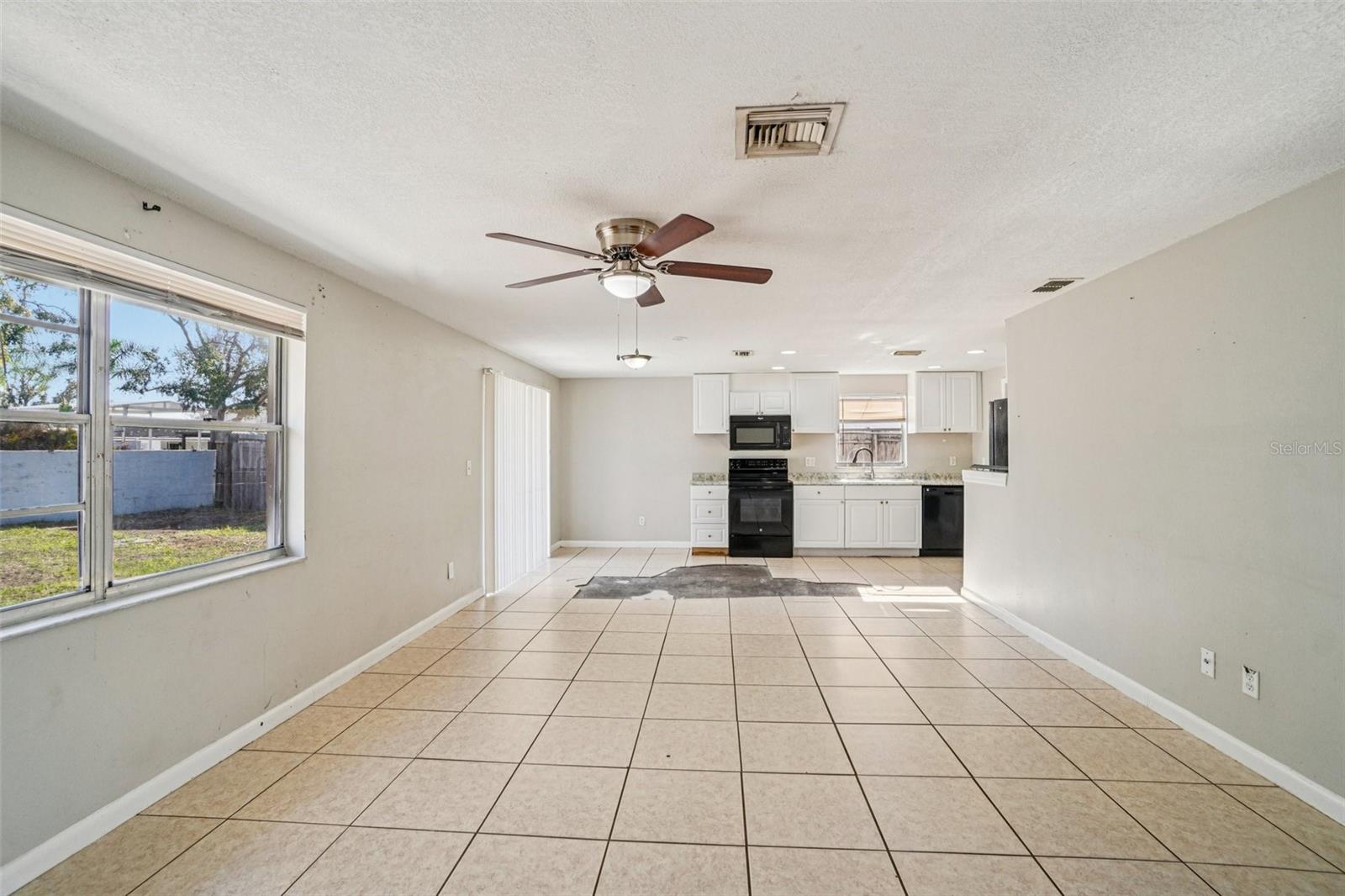 6807 White Cliffs Way, FL