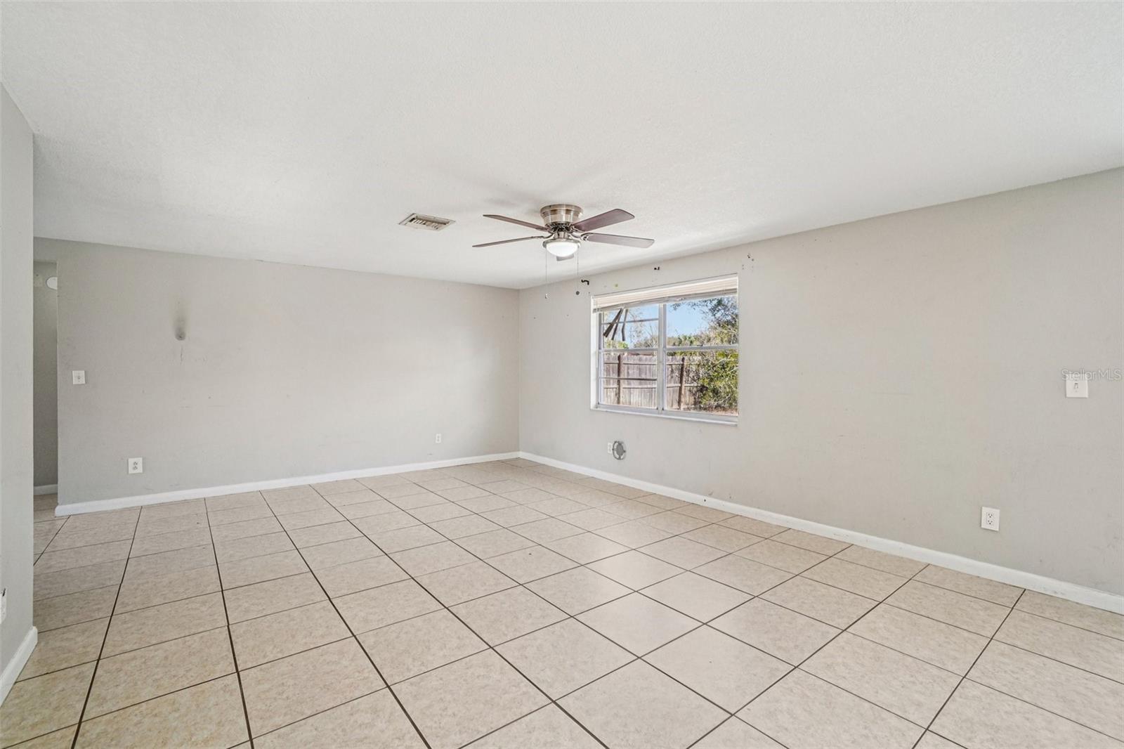 6807 White Cliffs Way, FL