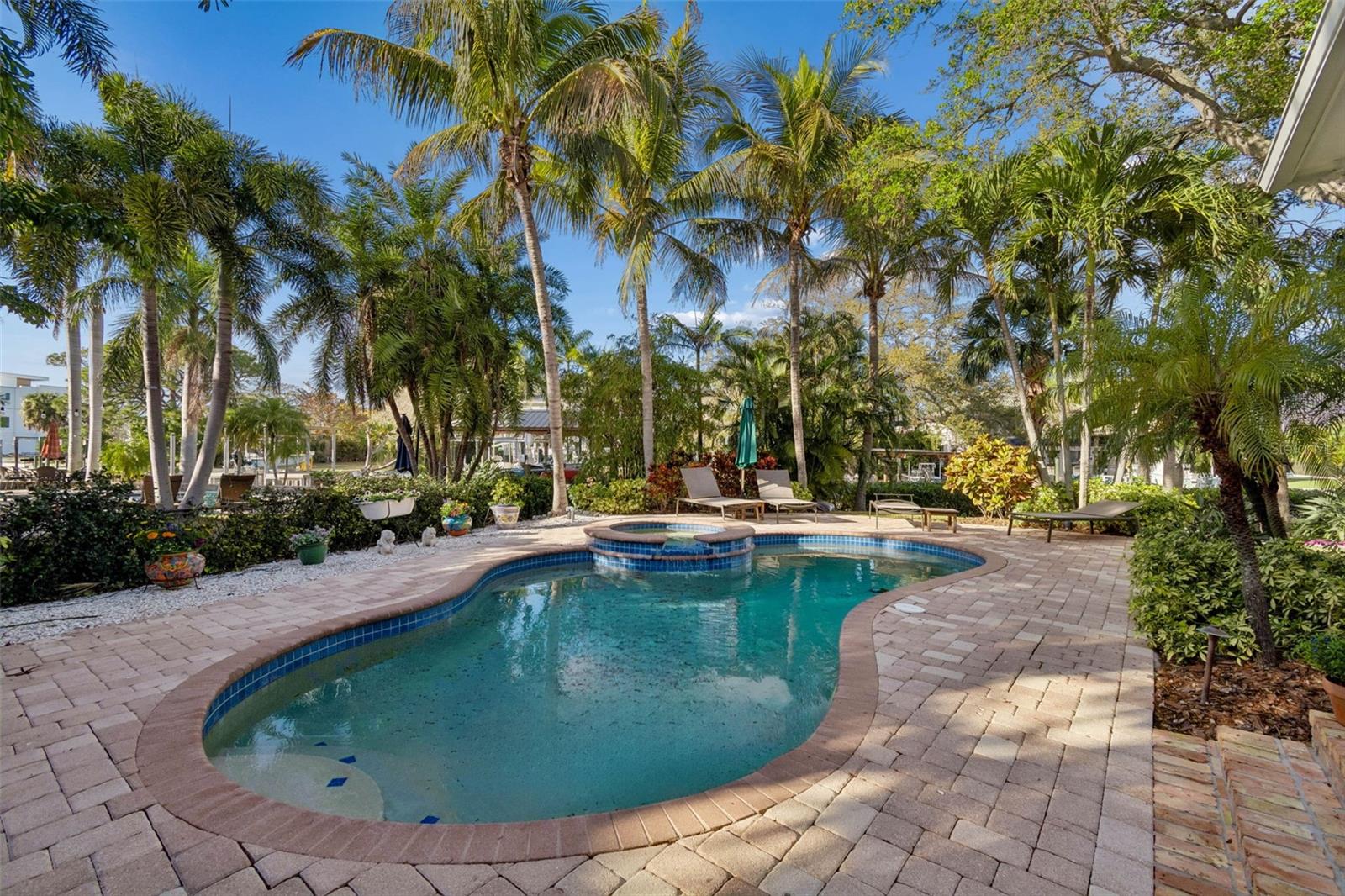 4909 Spring Lake Drive, FL