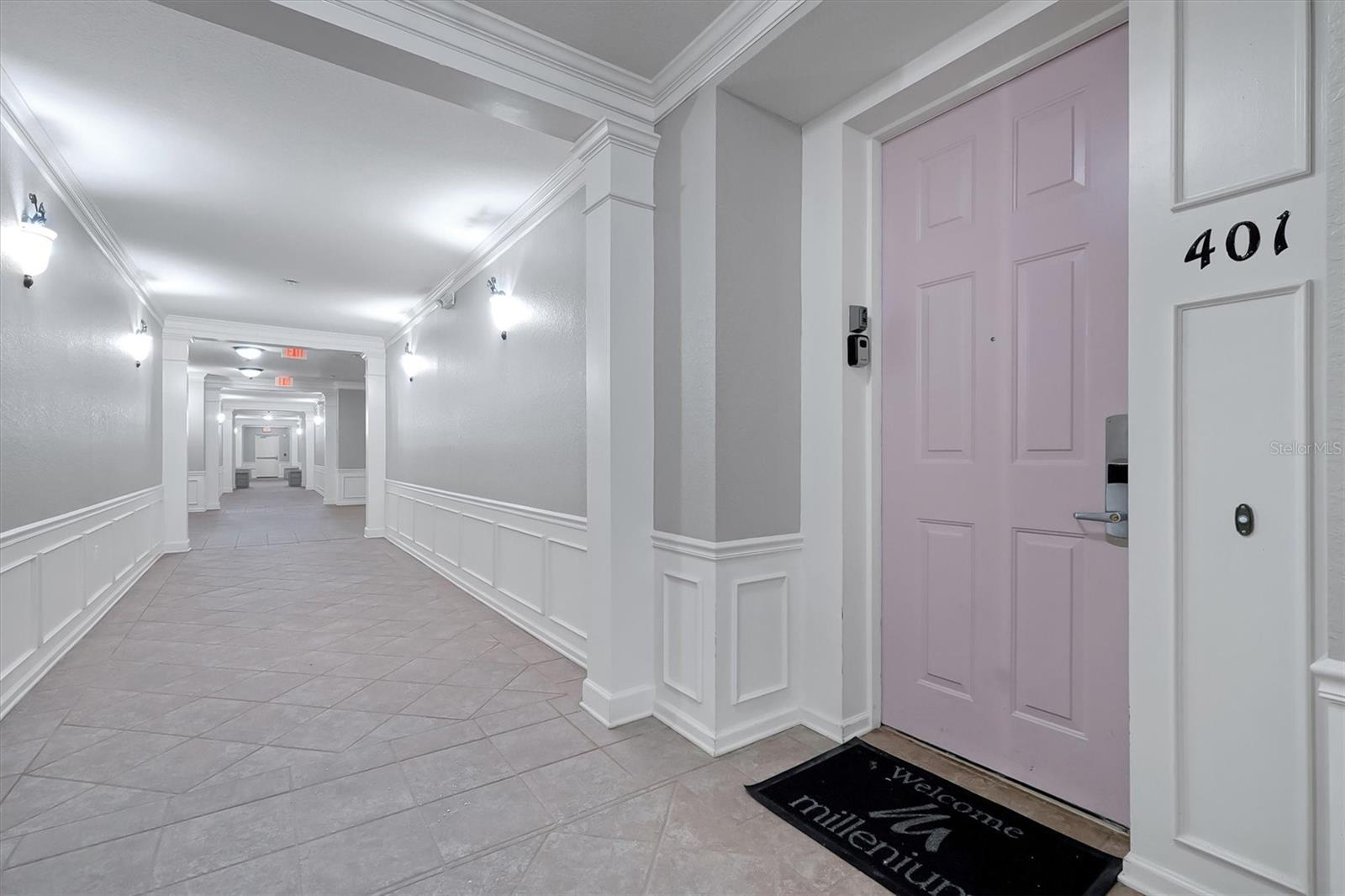 5048 Shoreway Loop, FL