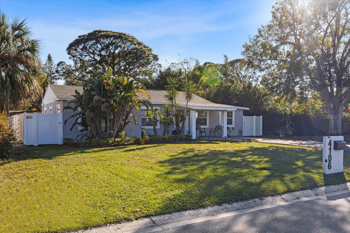 4106 Bay View Avenue, FL