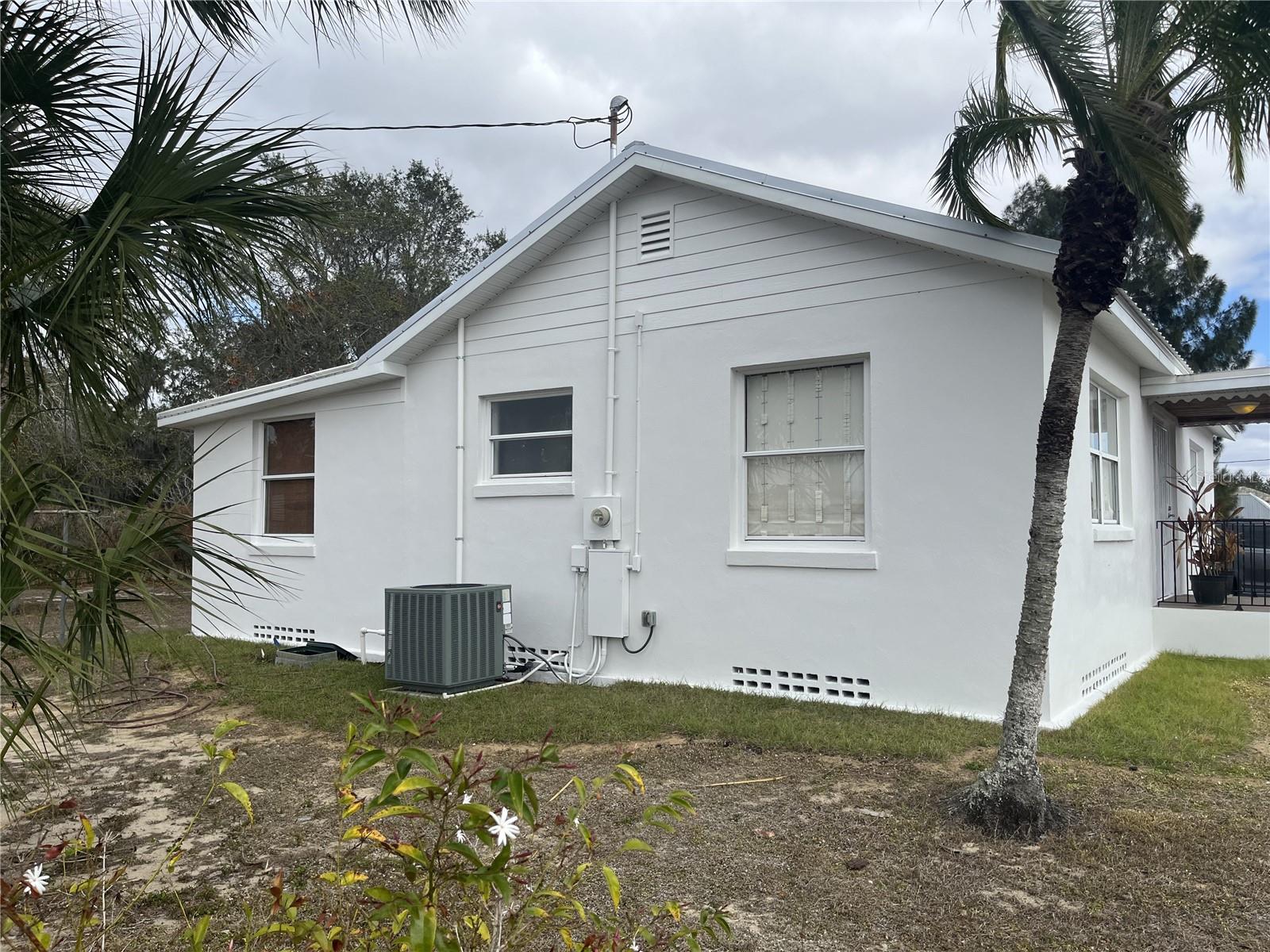 930 Main Street, FL
