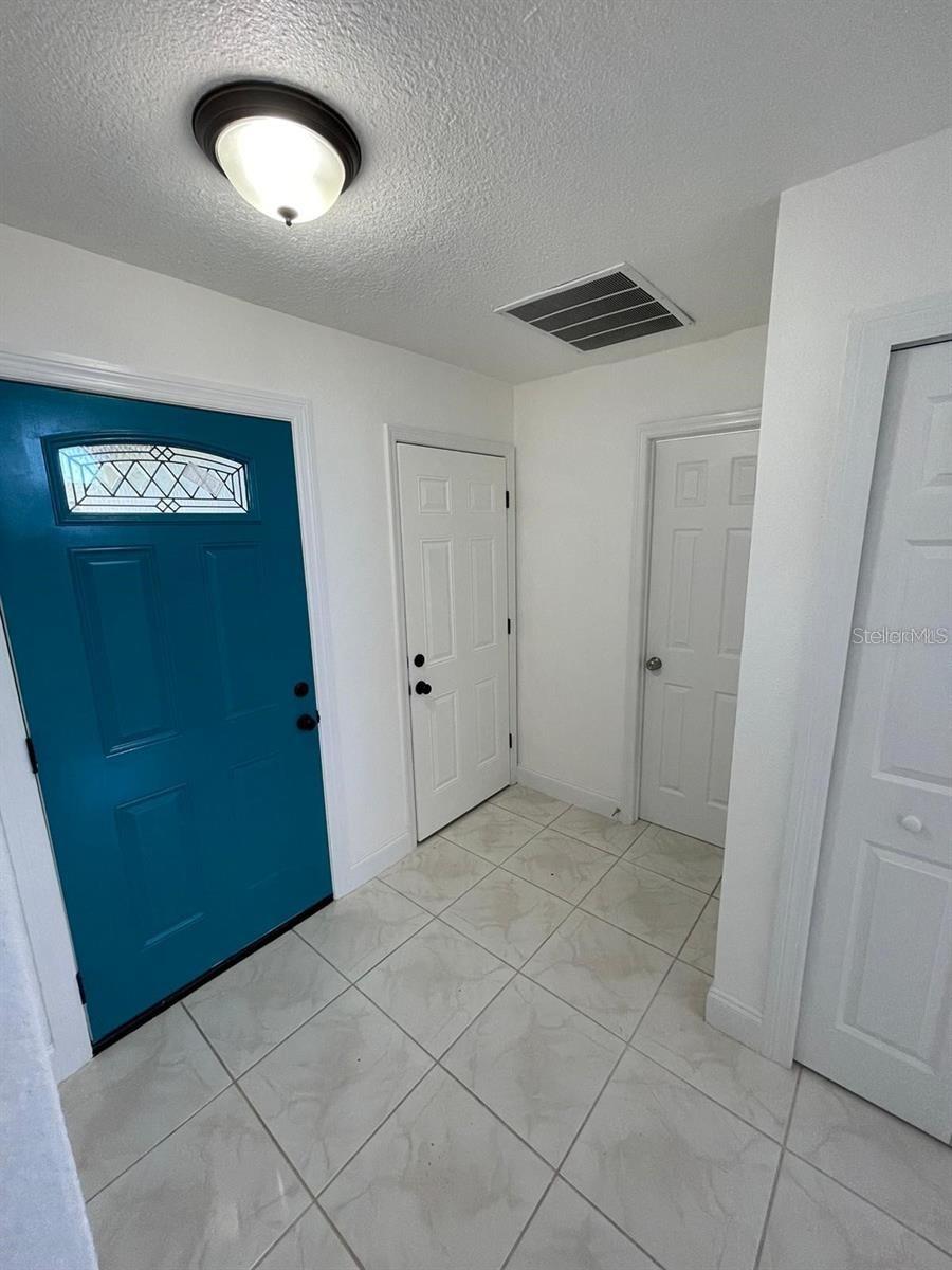 198 Lake Court, FL