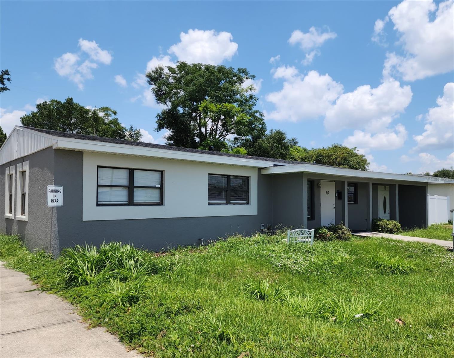 60 Semoran Boulevard, FL
