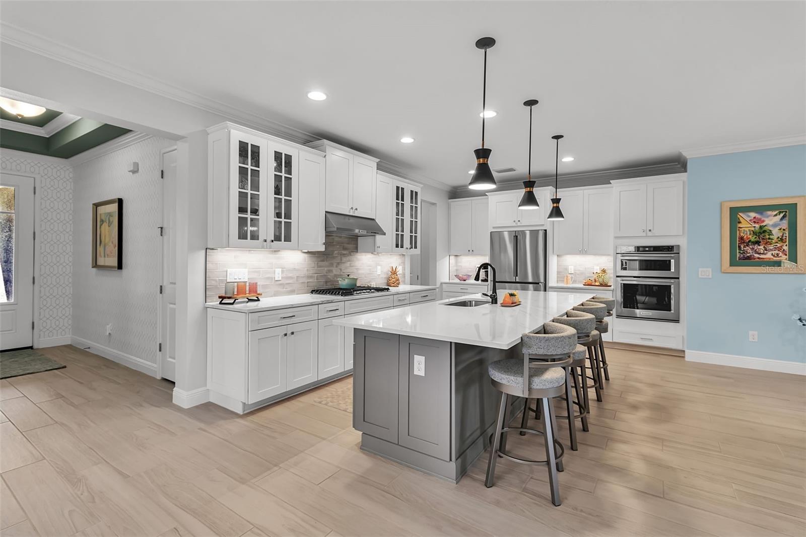 5649 Long Shore Loop, FL